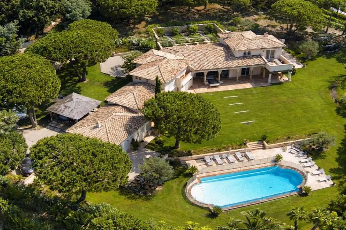 Villa Harmonie — view 2